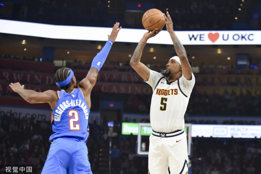 在紧张激烈 在紧张激烈